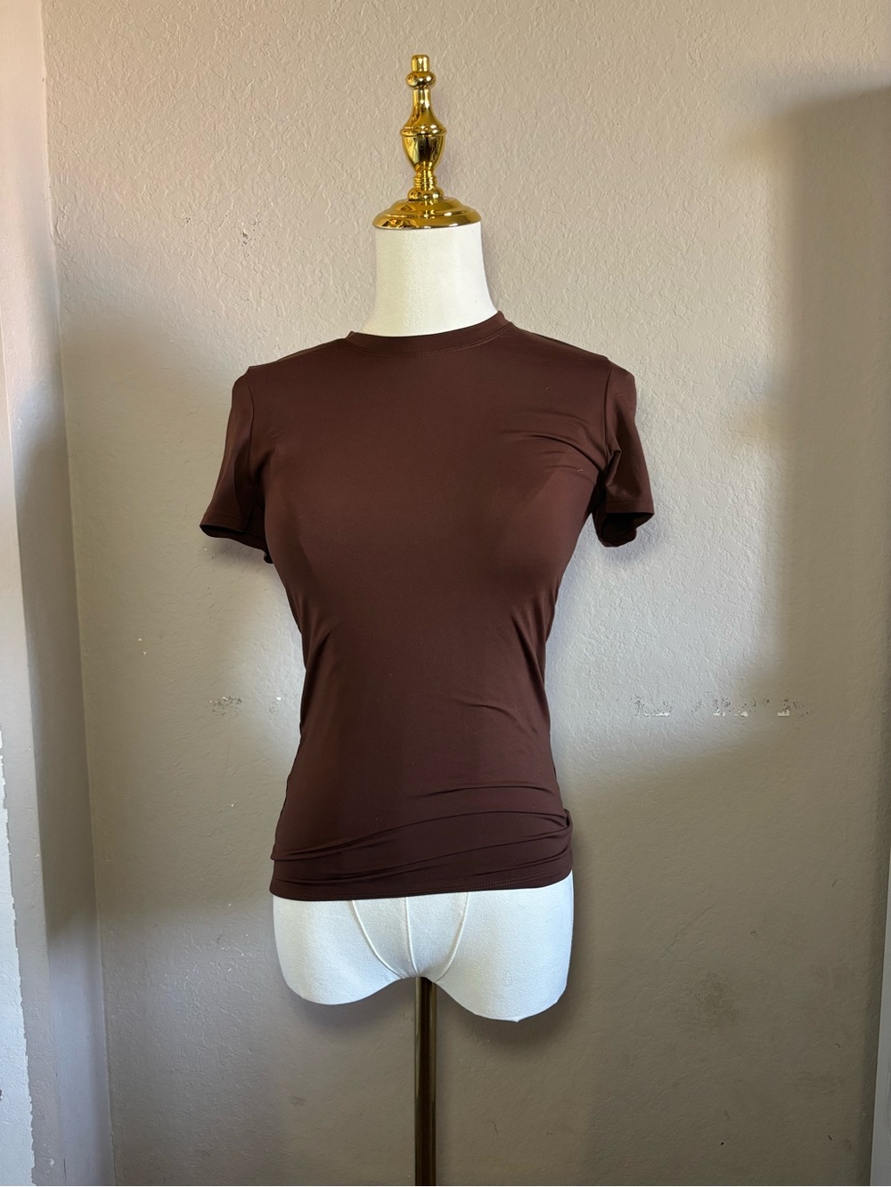 PINK Victoria's Secret BROWN AND GREEN Crewneck Short Sleeve Tee - Picture 1 of 6